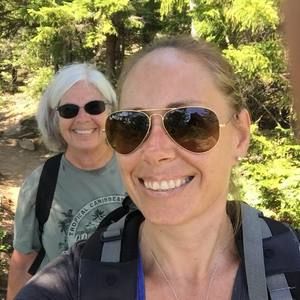 Meet your Posher, Laura